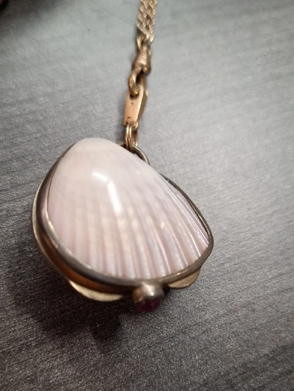 Vintage SOB & Co Gold-Tone Necklace with Cream SeaShell Locket Pendant Inlay